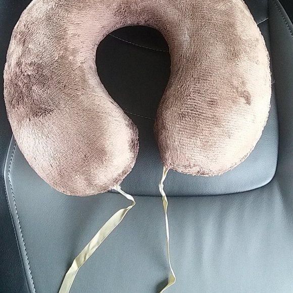 Large Travel Pillow with ties. In Brown Teddy Bear. Memory Foam. - Picture 4 of 7